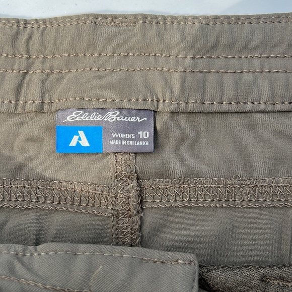 Eddie Bauer Hiking Shorts  Green Like New - Picture 2 of 7